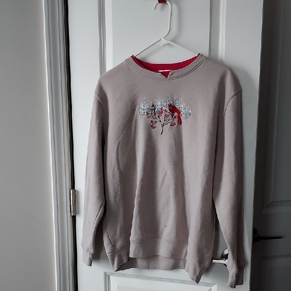 Hastings & Smith Gray Sweatshirt with Red and White Embroidery Large - Picture 1 of 6